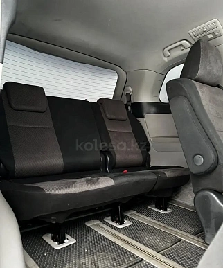 Купить Тойота Естима 2007г.